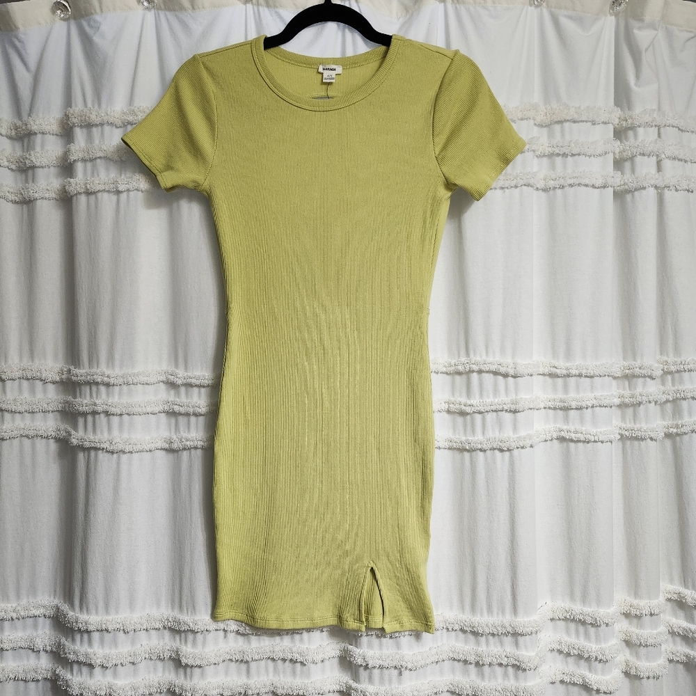 Bnwt Garage, Yellow Ribbed Short Sleeve Dress. Size Small. Firm On Price.